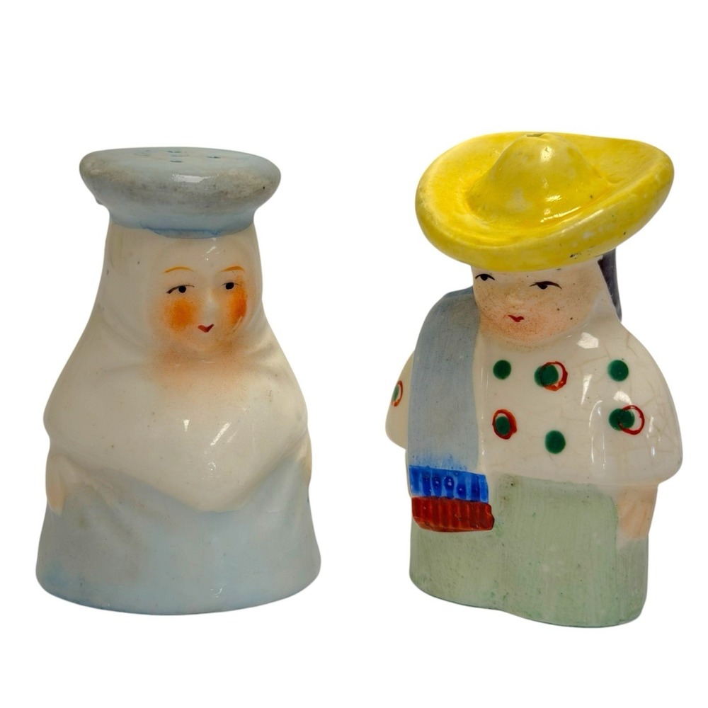 VTG Mexican Man & Woman Salt & Pepper Shakers w/stoppers Made In Occupied Japan